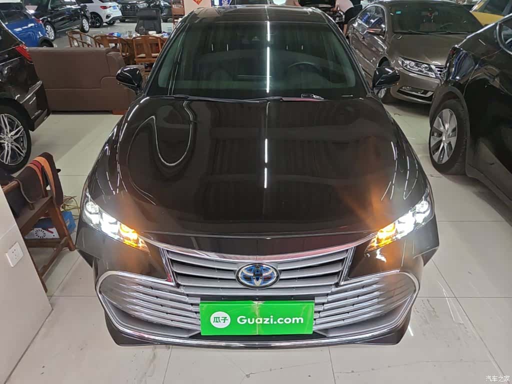 Toyota Avalon, 2021 3
