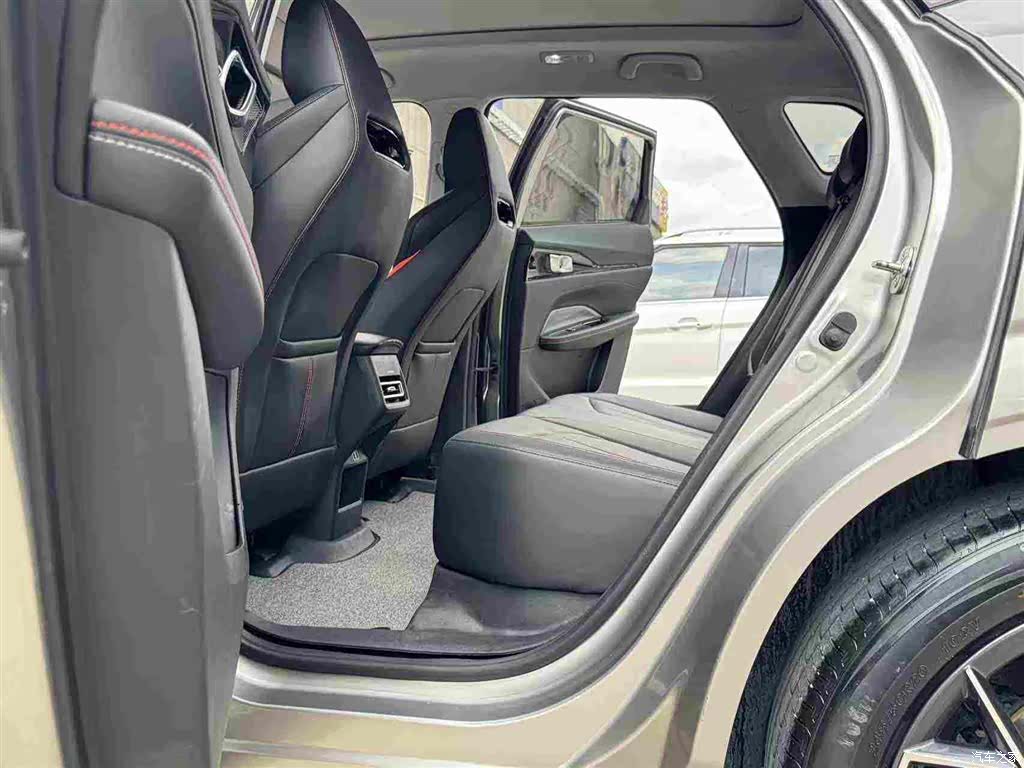 Changan Z6, 2022 13