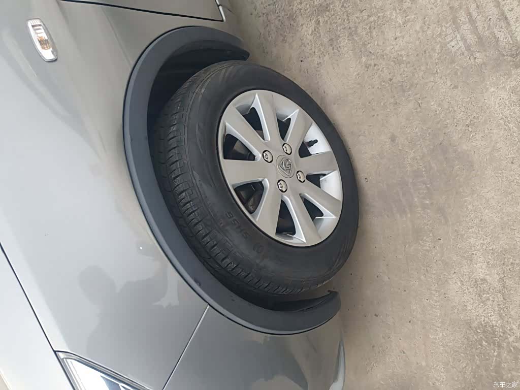Wuling 310W, 2018 25