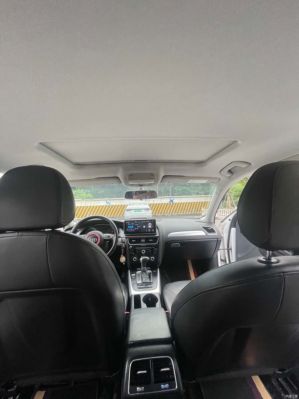 Audi A4L, 2015 16