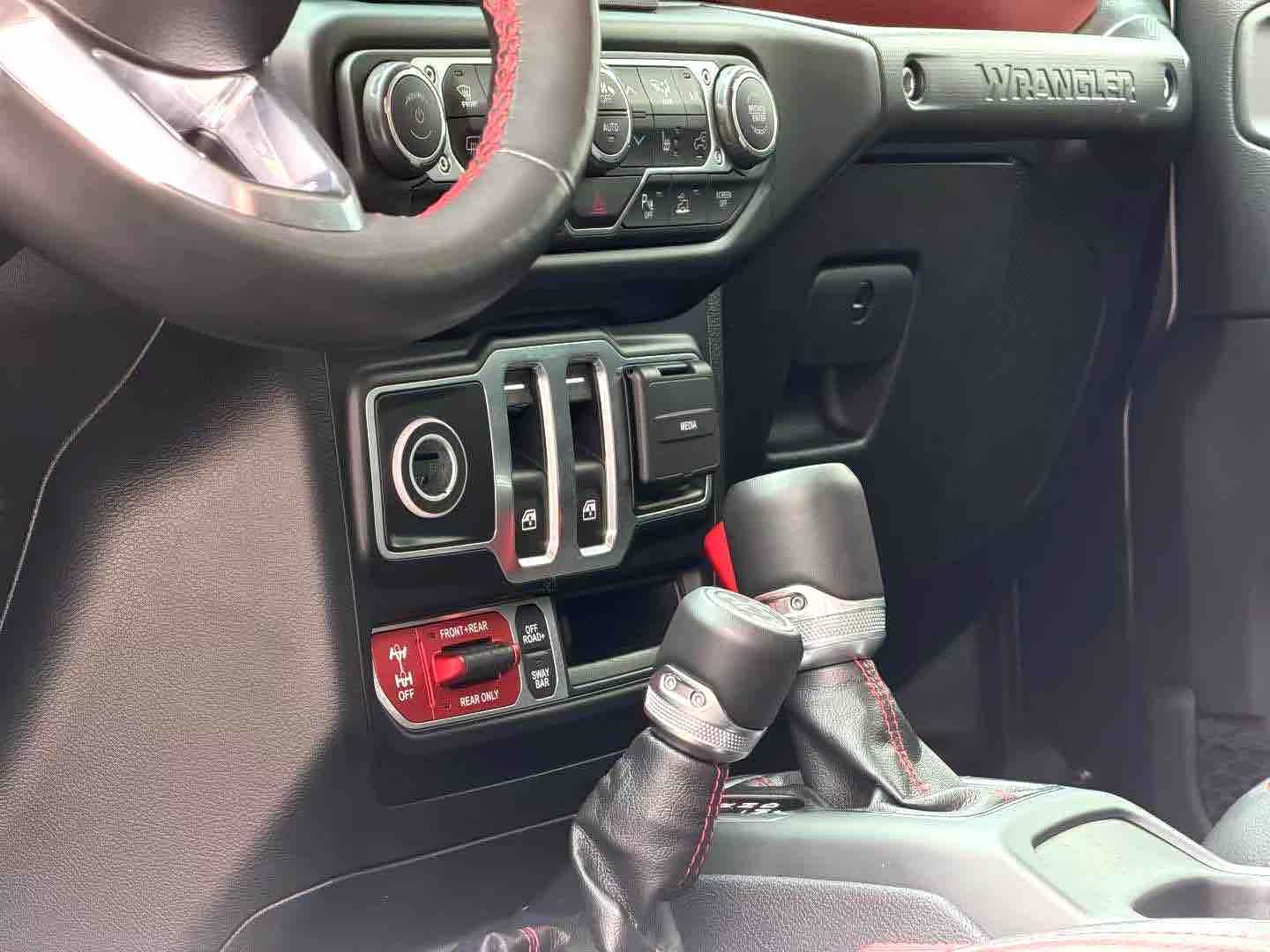 Jeep Wrangler, 2023 все фото