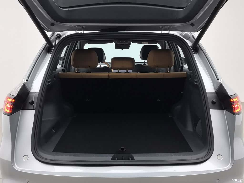 Geely 7, 2025 16