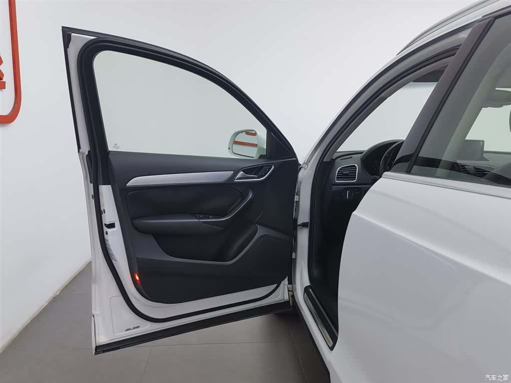 Audi Q3, 2015 8