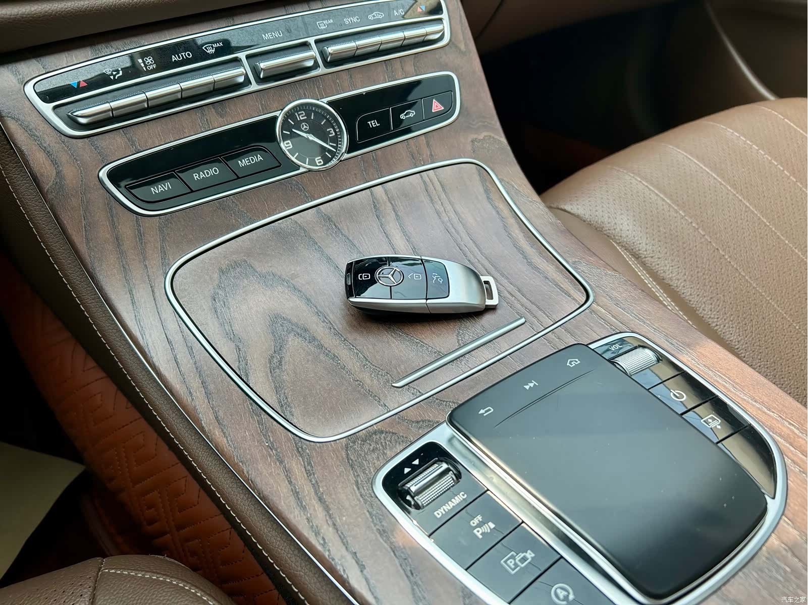 Mercedes-Benz E-Class, 2019 6