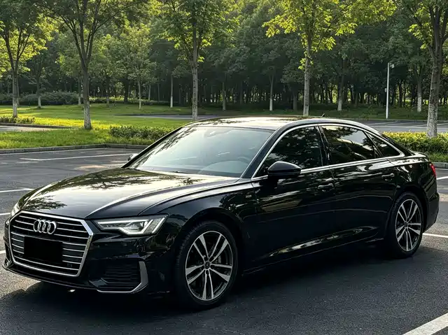 Audi A6L 2020 — купить из Китая под заказ