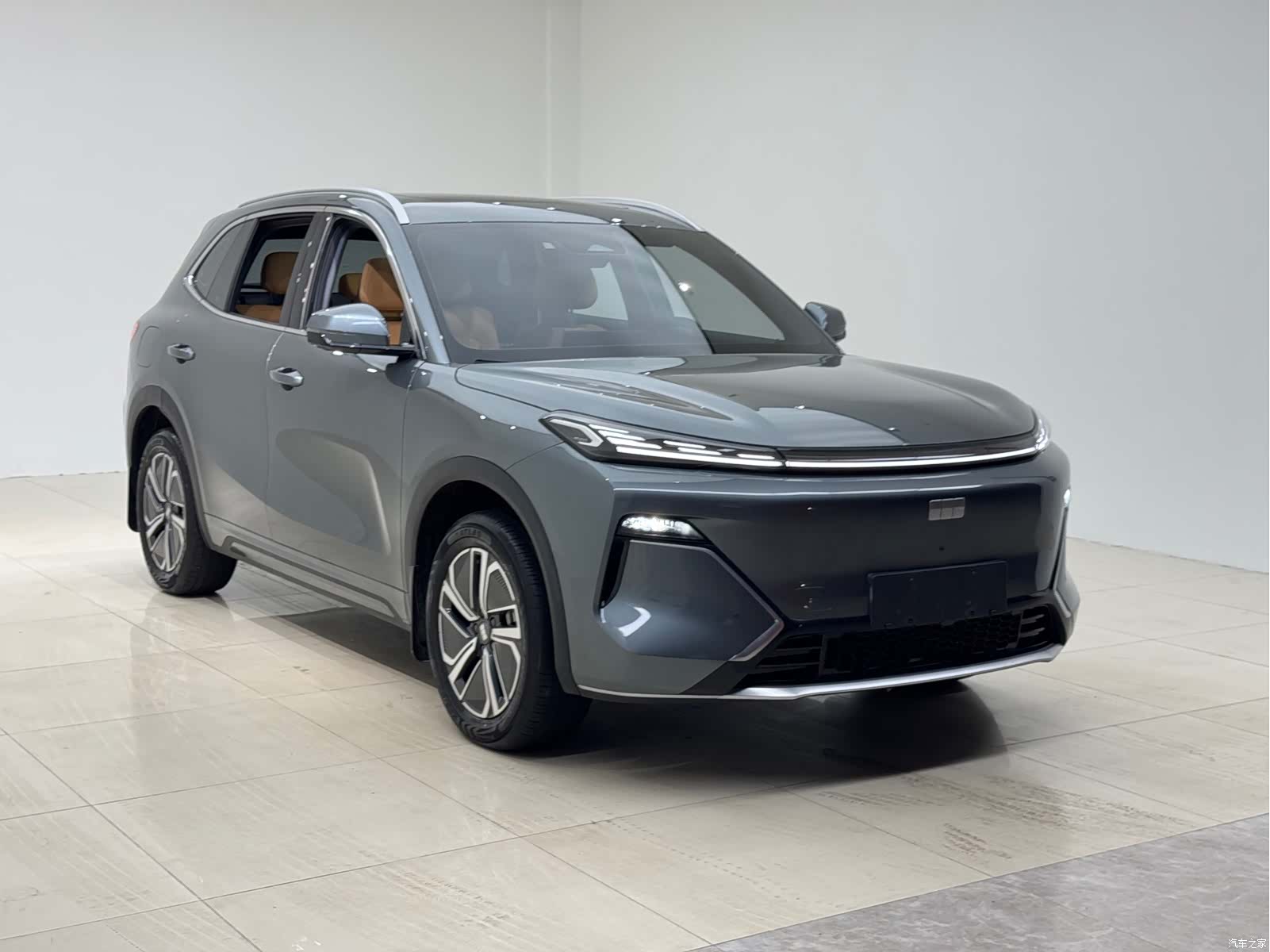 Geely 7, 2025 3