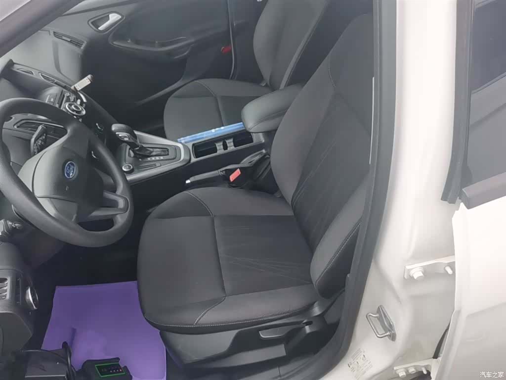 Ford Focus, 2019 15