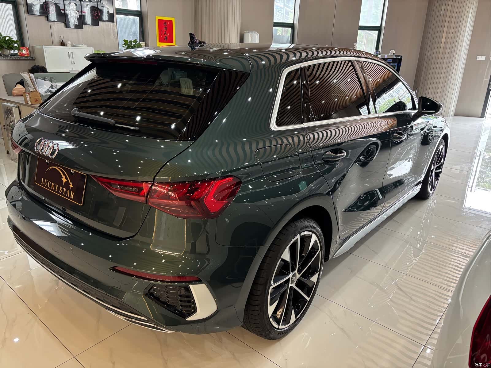 Audi A3, 2023 все фото