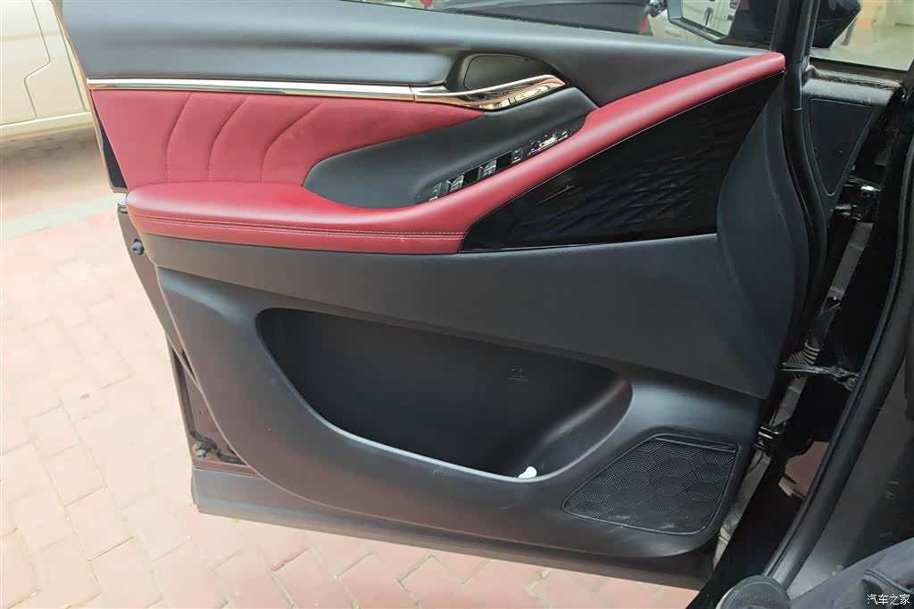 Trumpchi M8, 2023 7