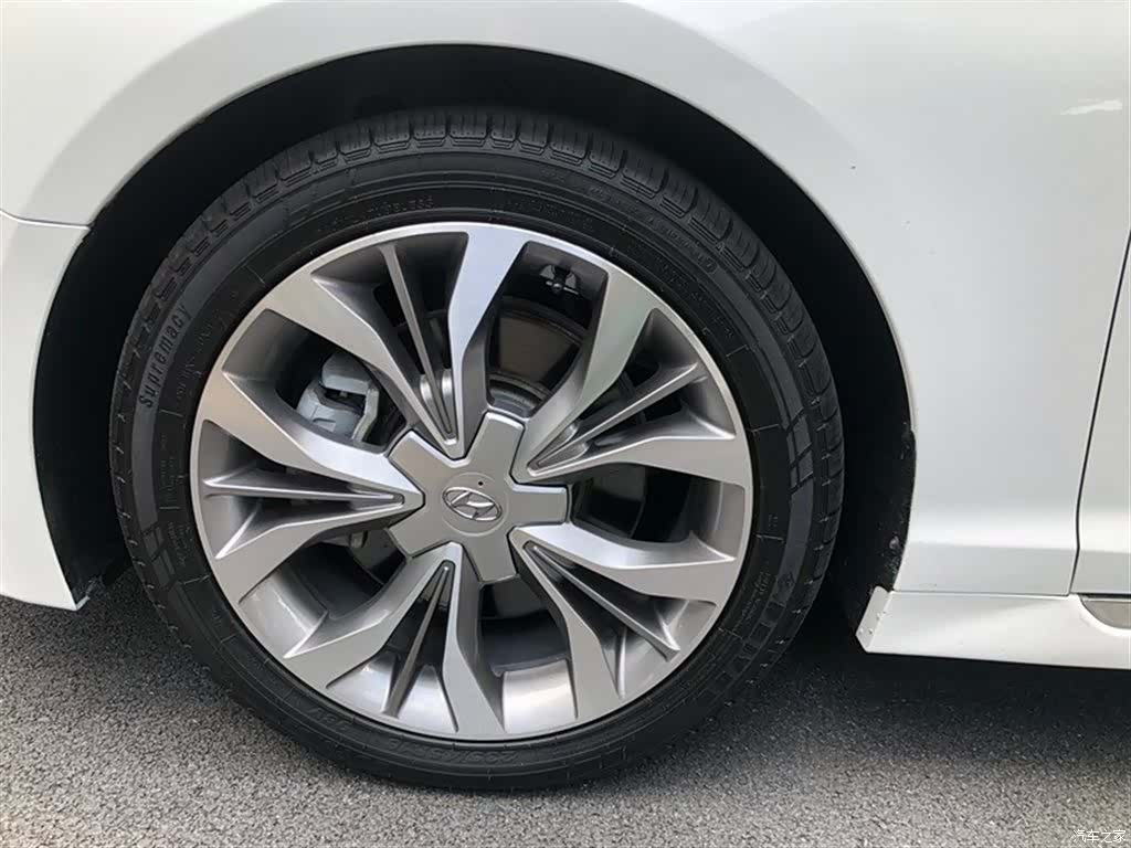 Hyundai Sonata, 2015 15