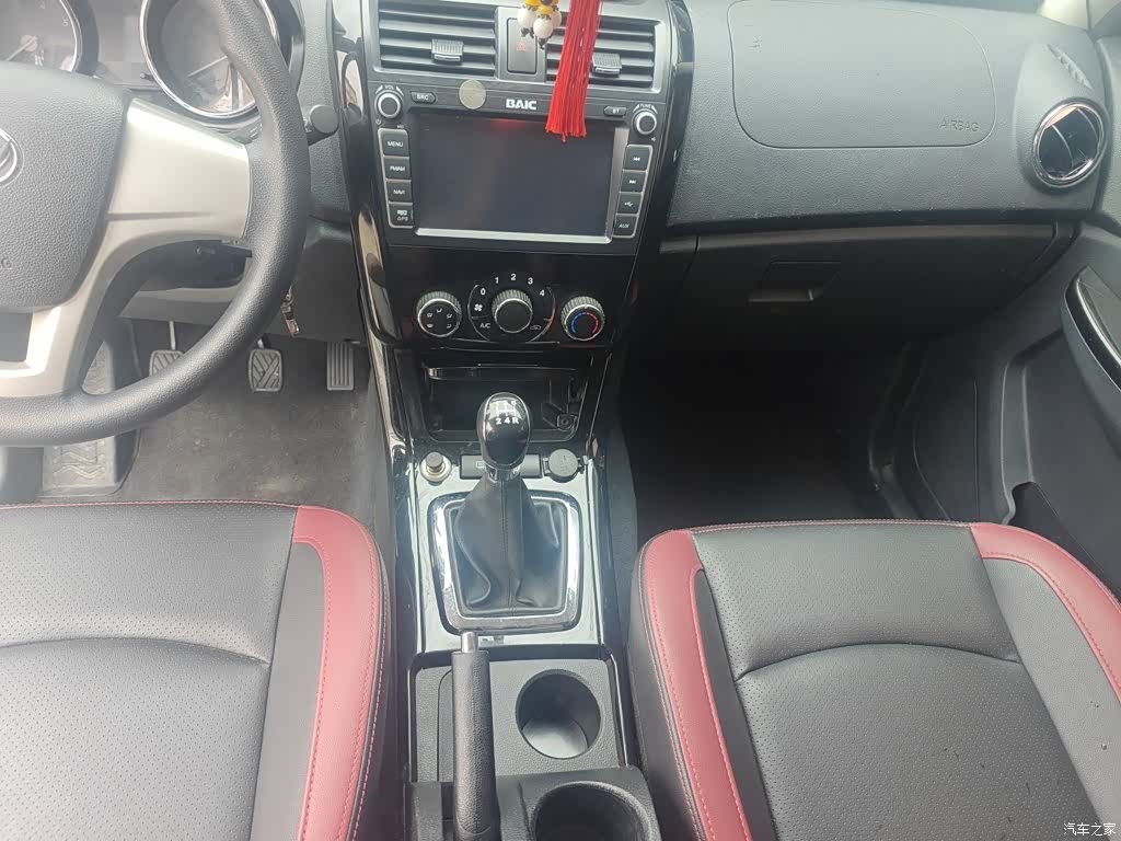 BAIC S3, 2015 11