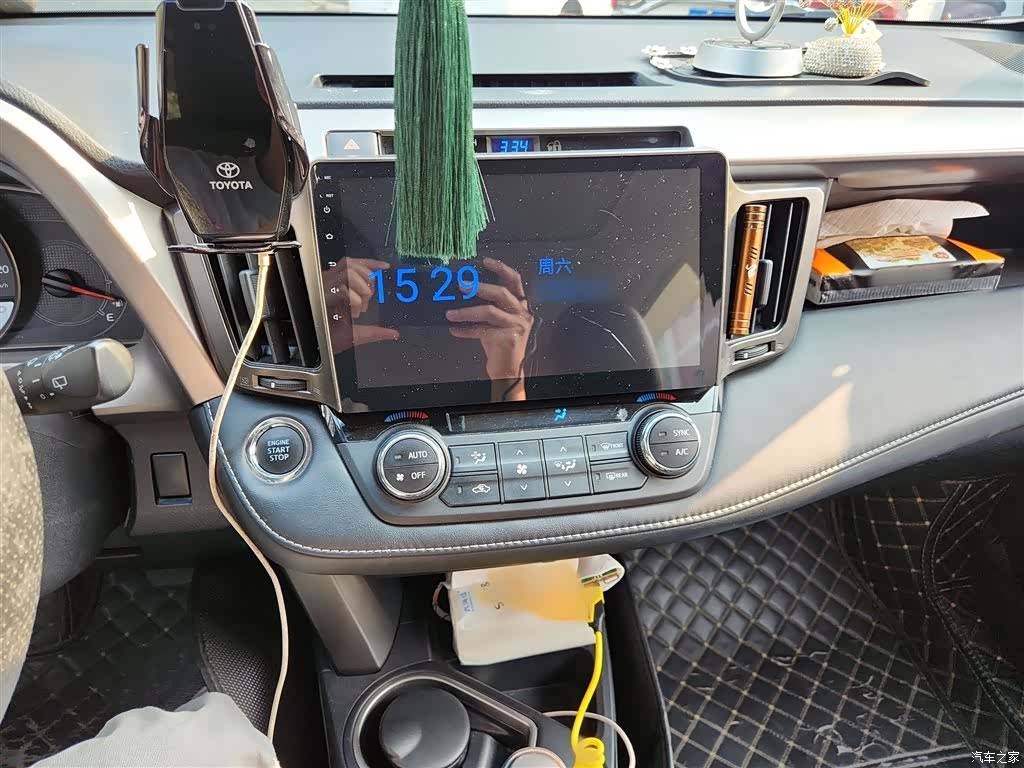 Toyota RAV4, 2018 6