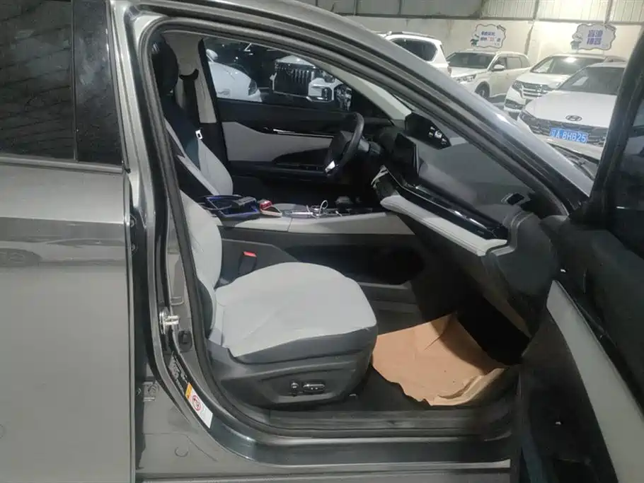 Changan UNI-V Smart iDD