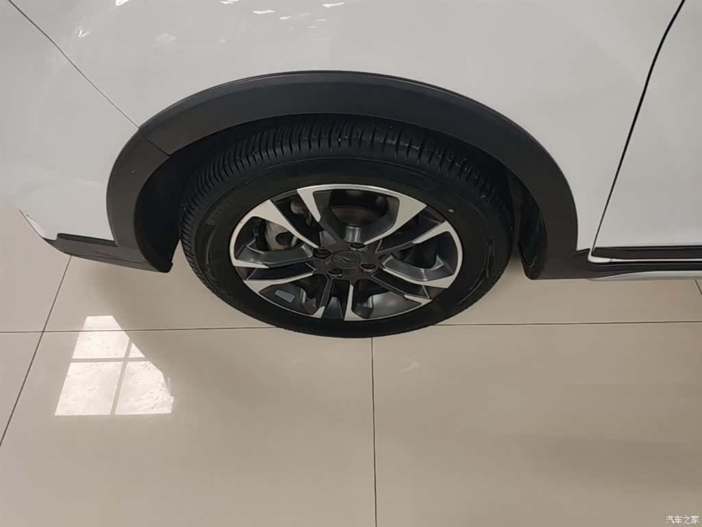 Geely X3, 2020 23