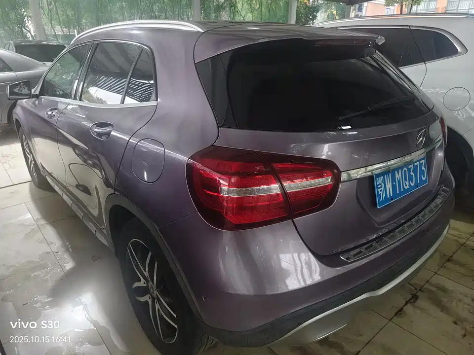 Mercedes-Benz GLA