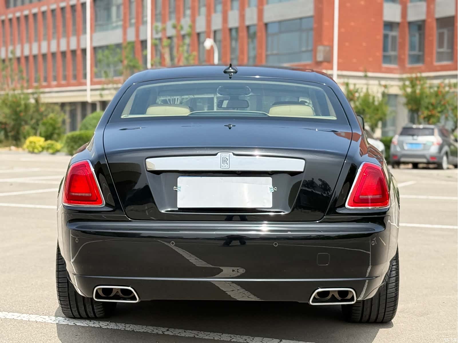 Rolls-Royce Ghost, 2011 14