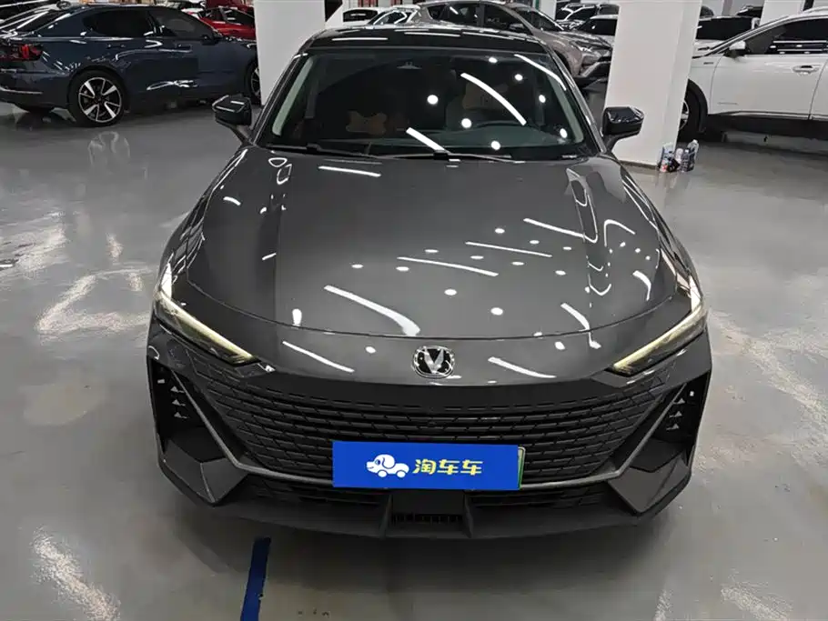 Changan UNI-V Smart iDD