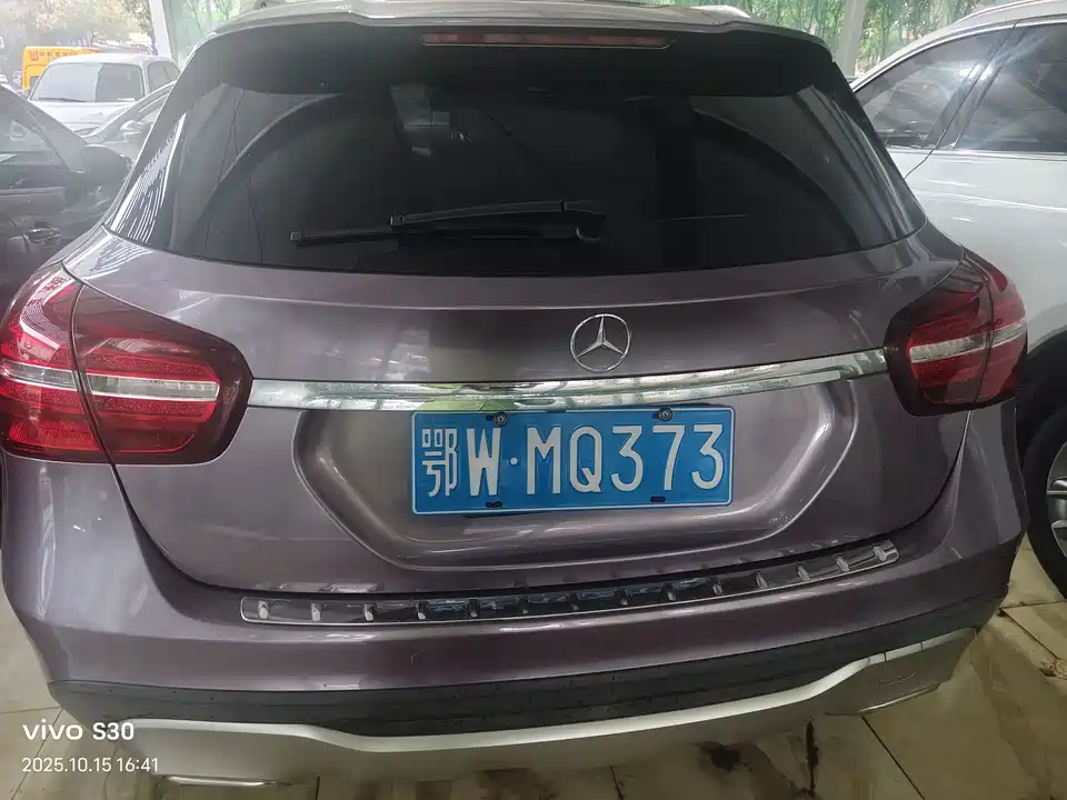 Mercedes-Benz GLA