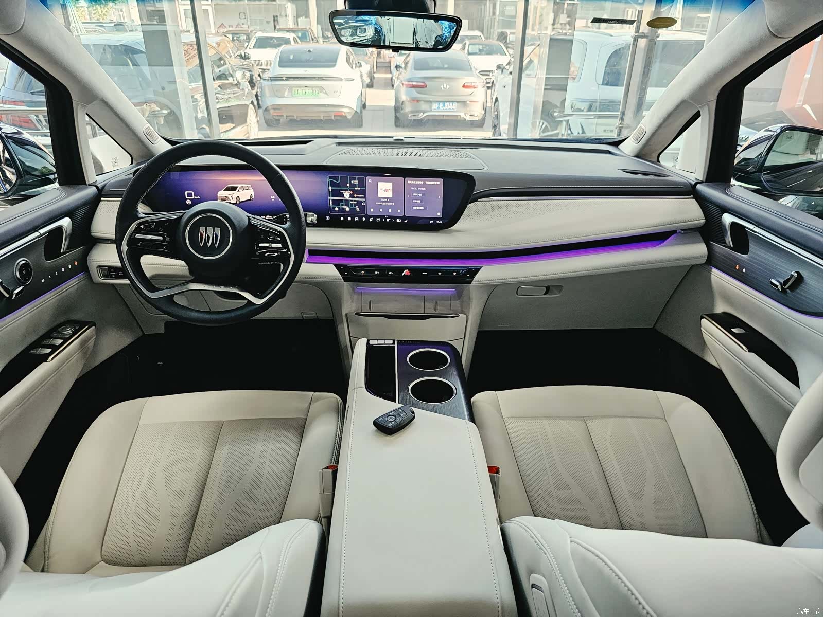 Buick GL8, 2025 все фото