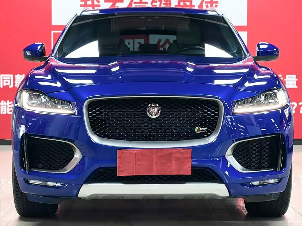 Jaguar F-PACE, 2018 2