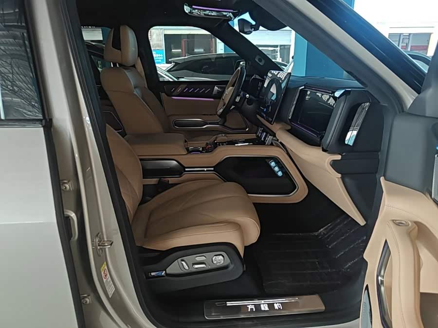 BYD Fangchengbao Leopard 8 2024, фото 25