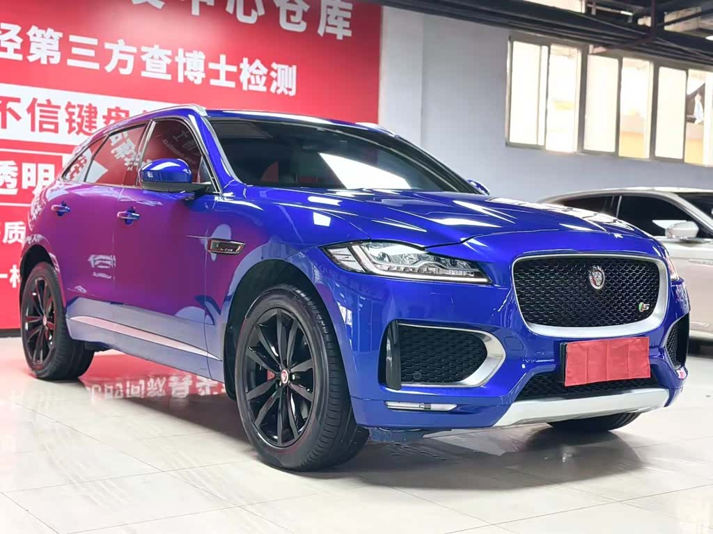 Jaguar F-PACE, 2018 3