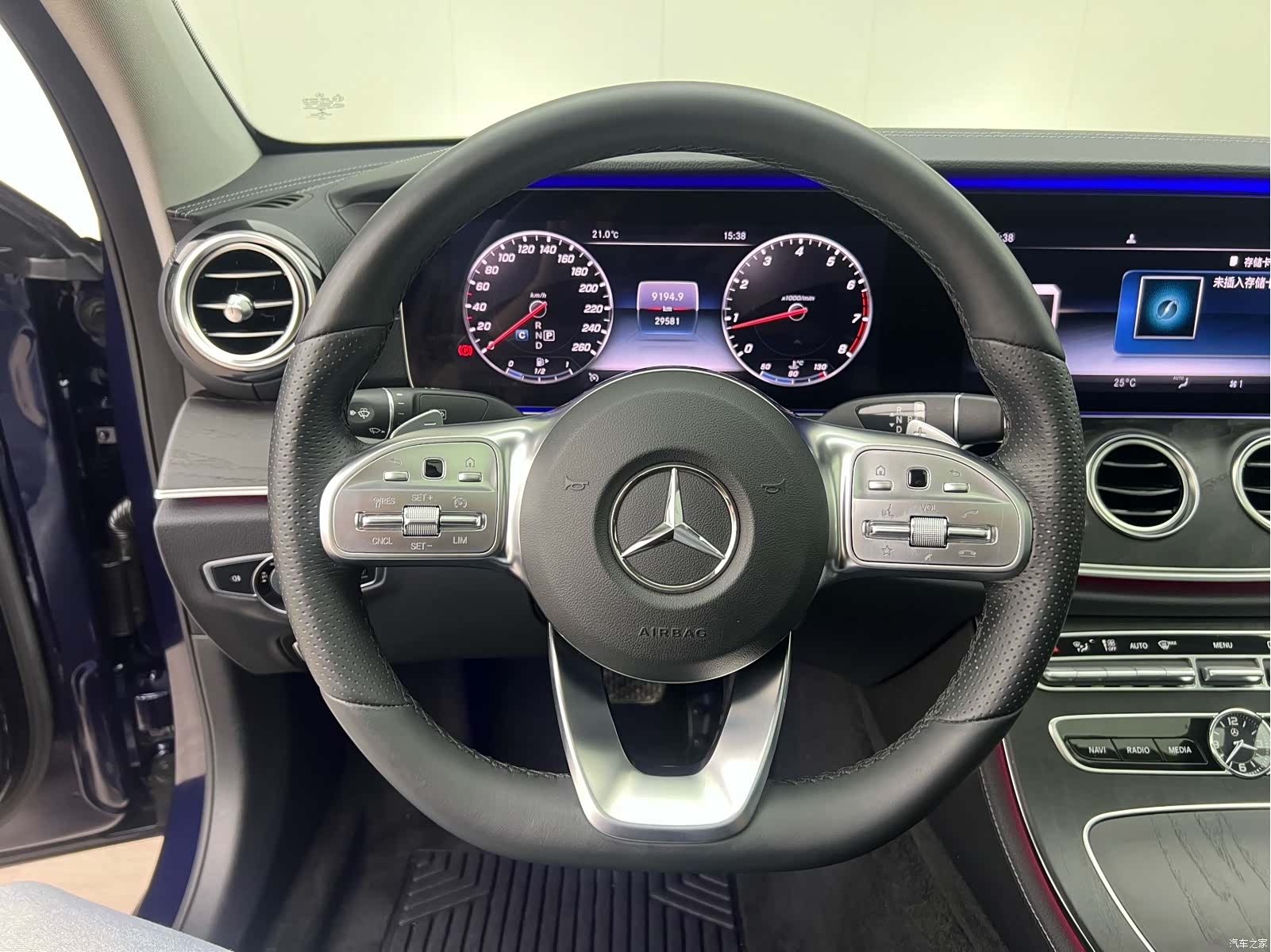 Mercedes-Benz E-Class, 2019 13