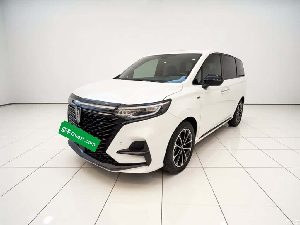Roewe iMAX8, 2022 2