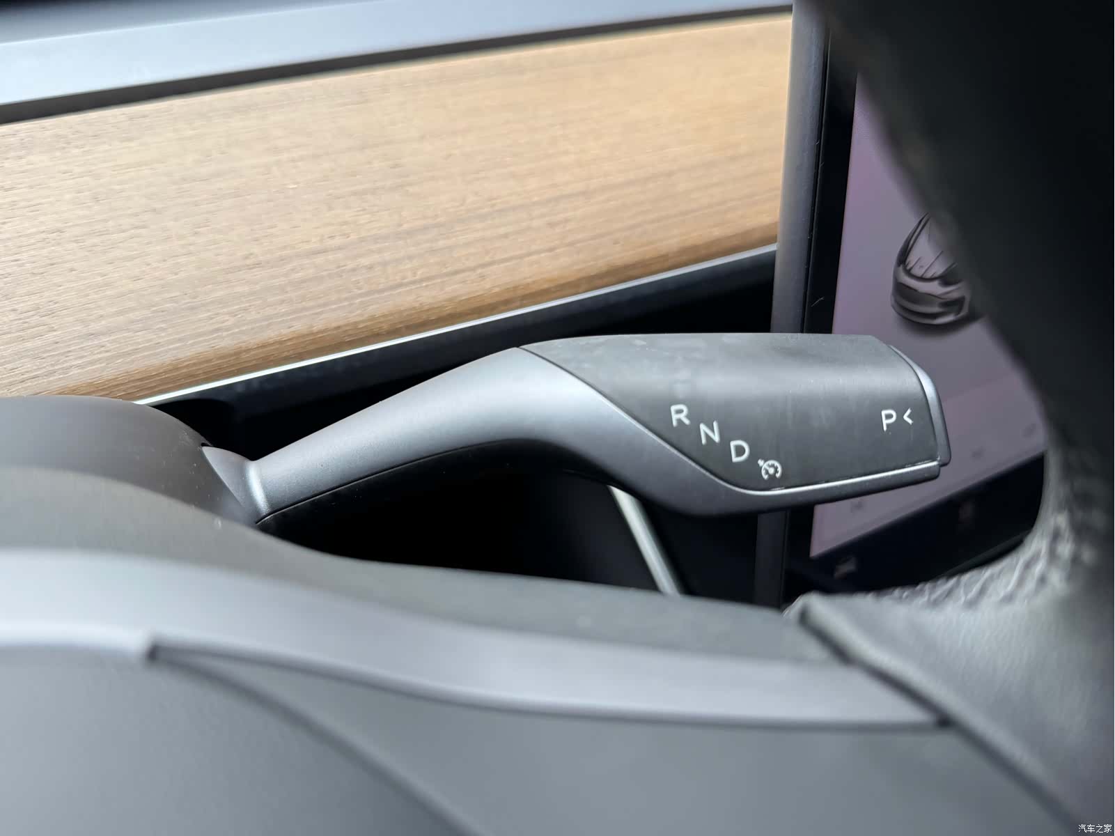Tesla Model 3, 2021 40