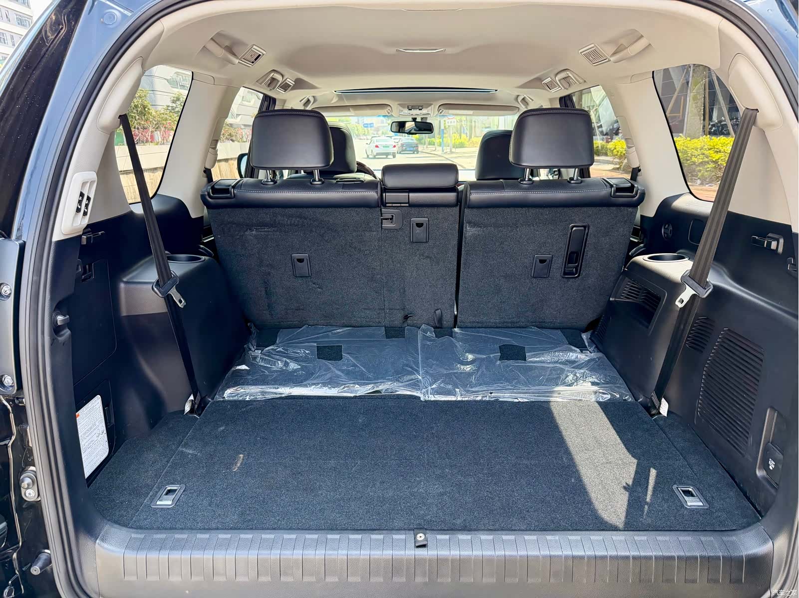 Lexus GX, 2019 21