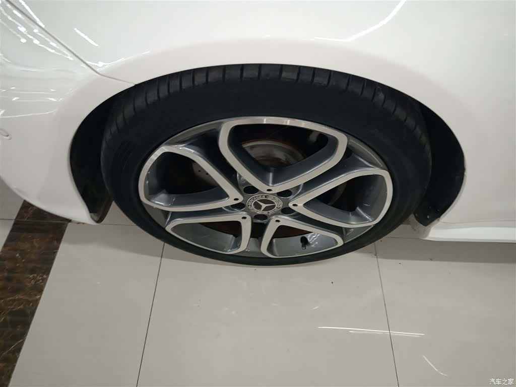 Mercedes-Benz E-Class, 2015 23