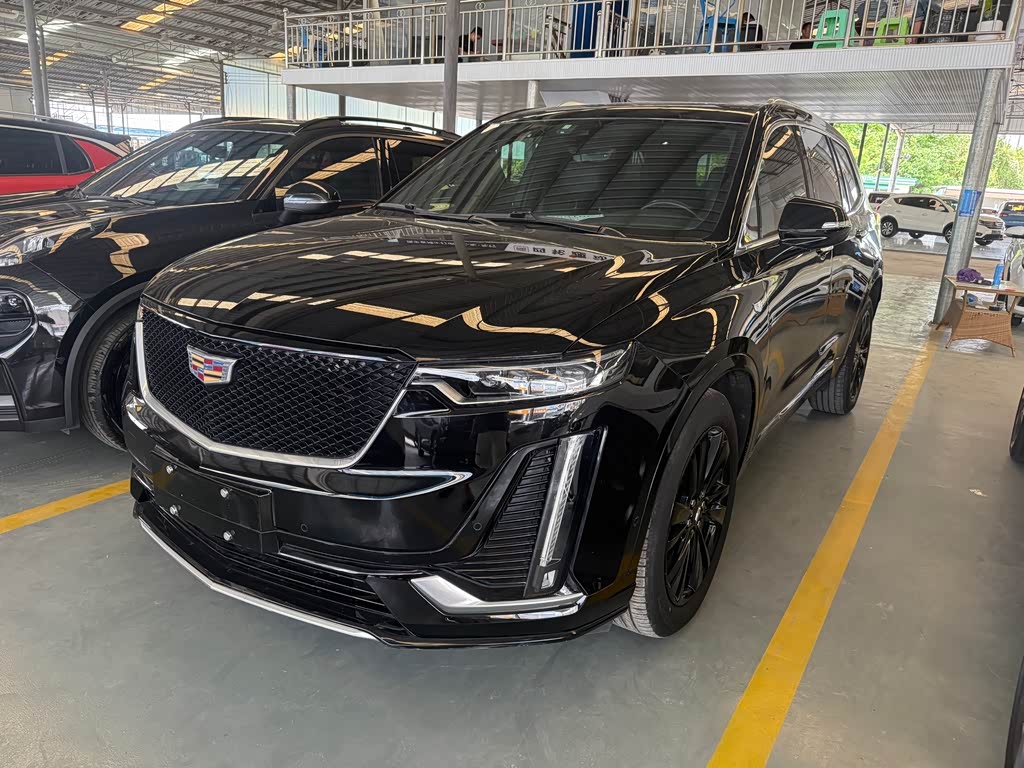 Cadillac XT6