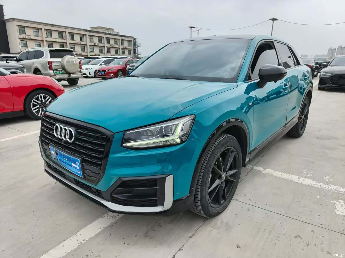 Audi Q2L, 2021 1