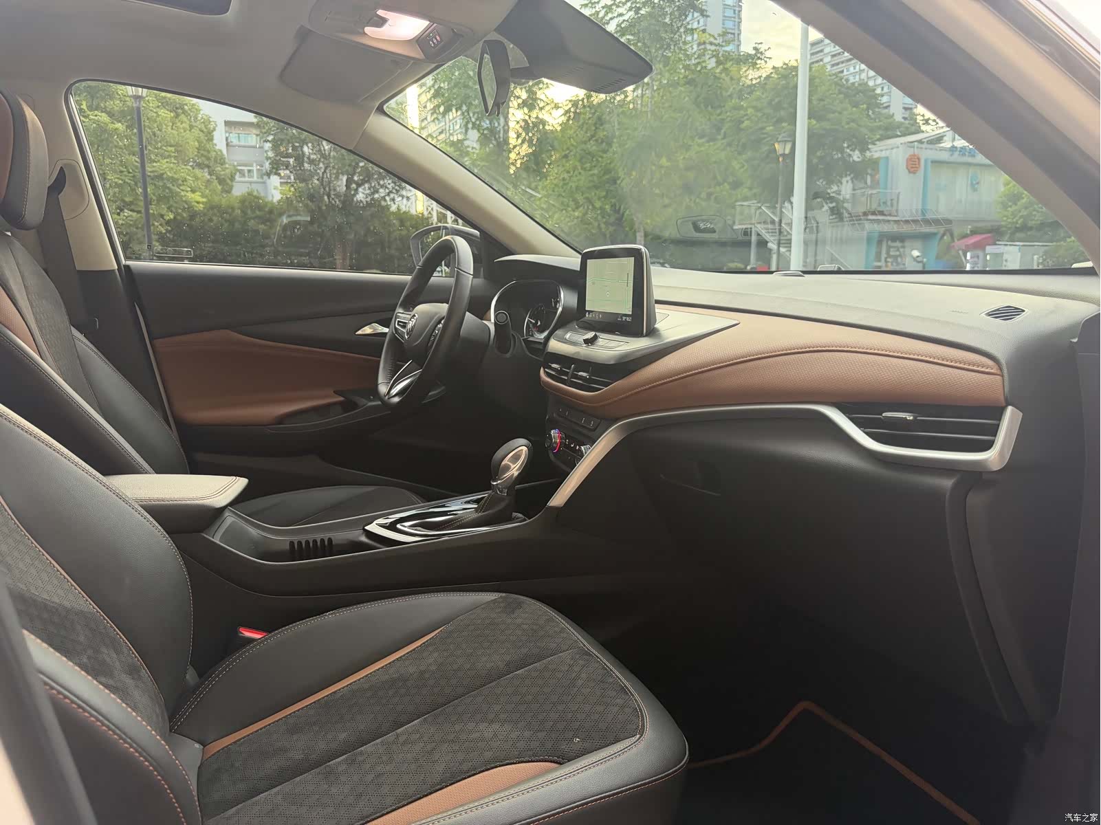 Buick Encore, 2021 11