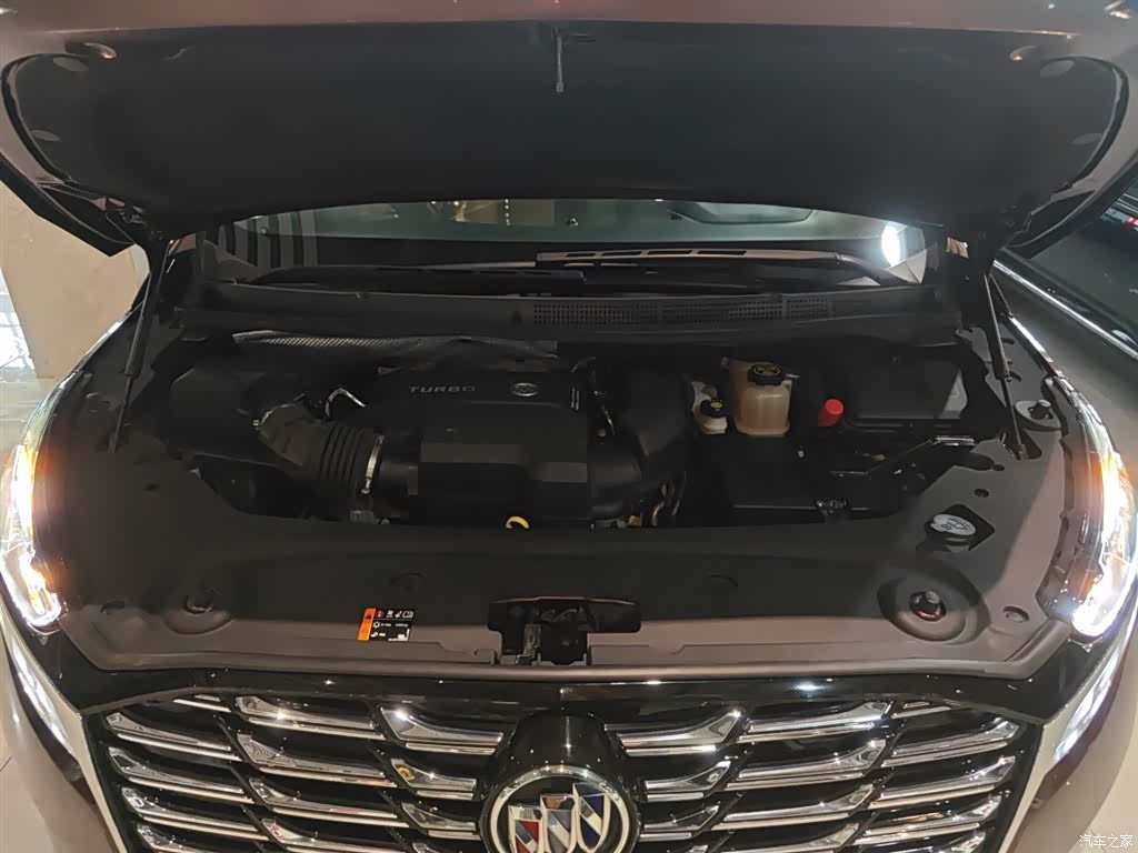 Buick GL8, 2022 11