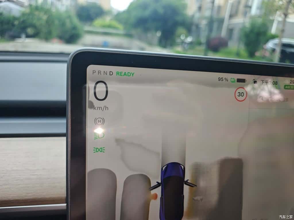 Tesla Model 3, 2022 4