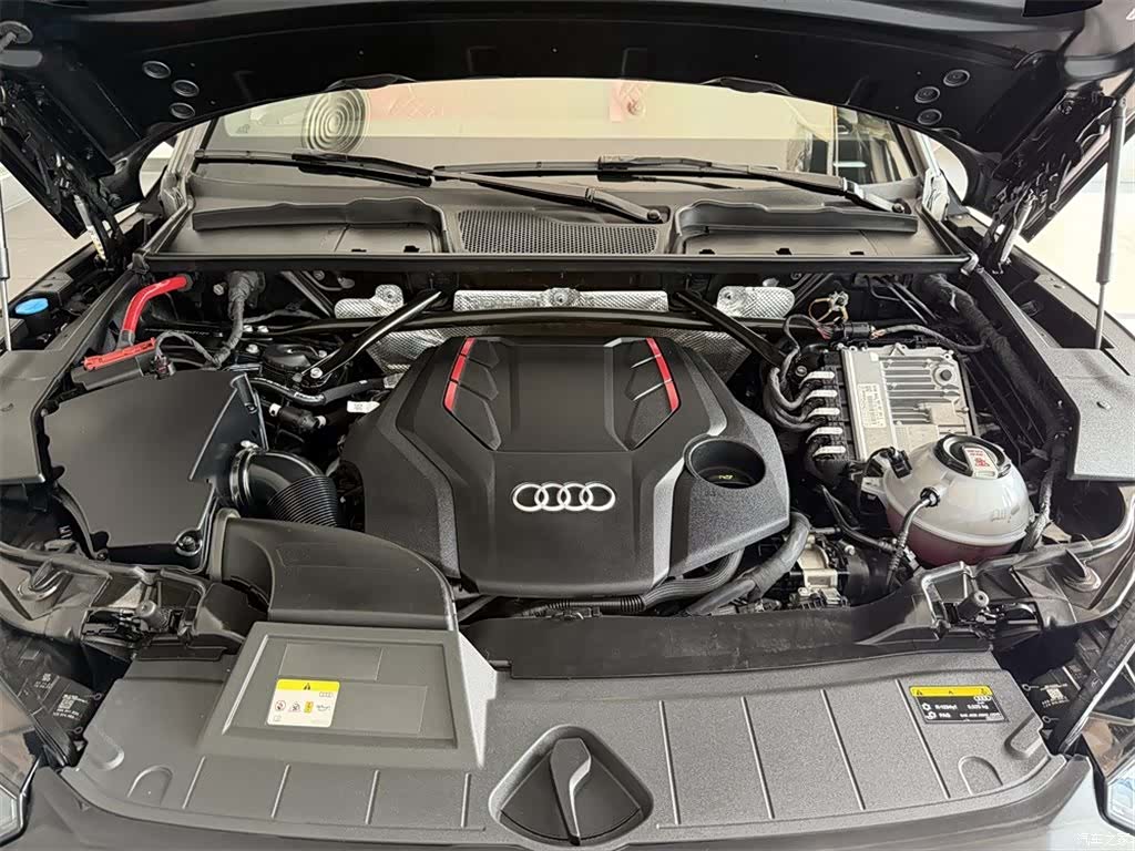 Audi Q5, 2022 8