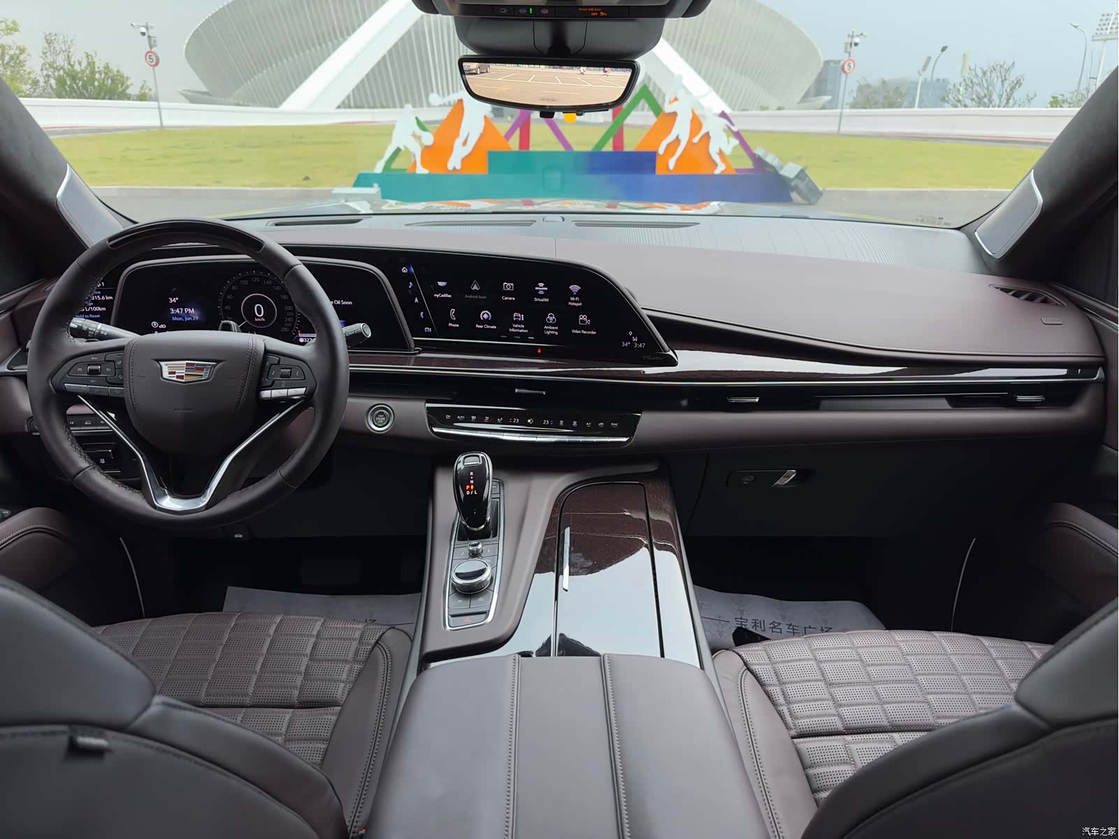 Cadillac Escalade, 2023 21