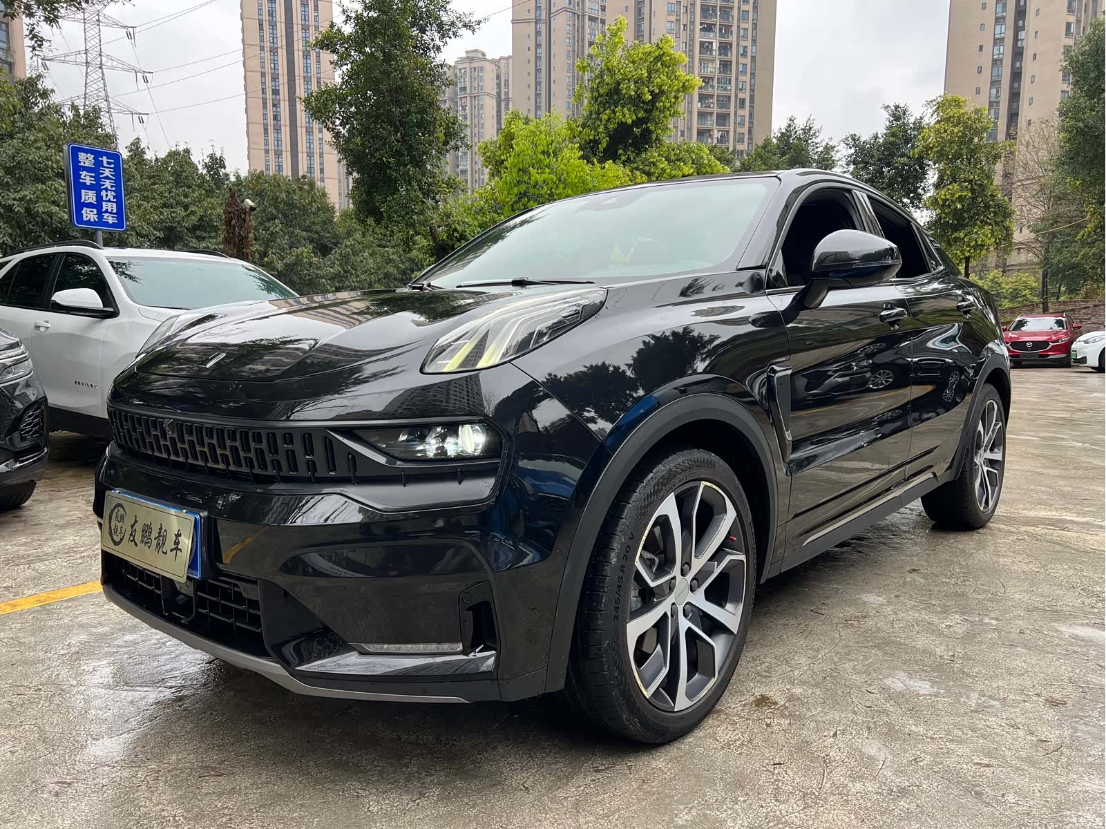 Lynk & Co 02