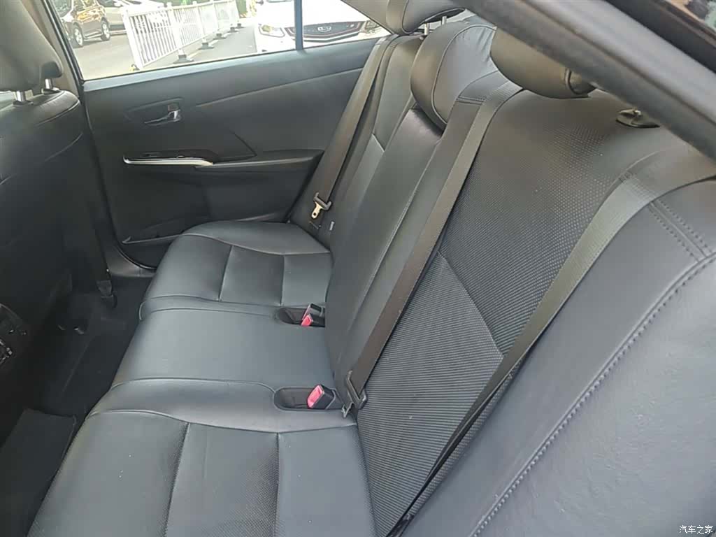 Toyota Camry, 2016 17