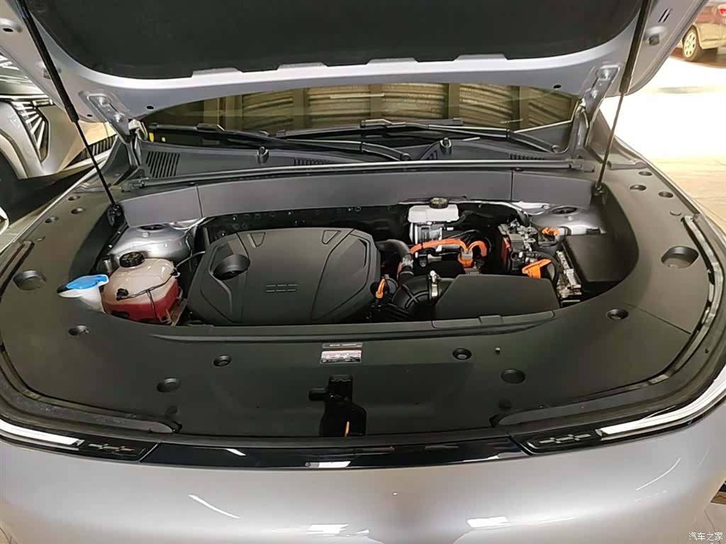 Geely Galaxy L7, 2025 20