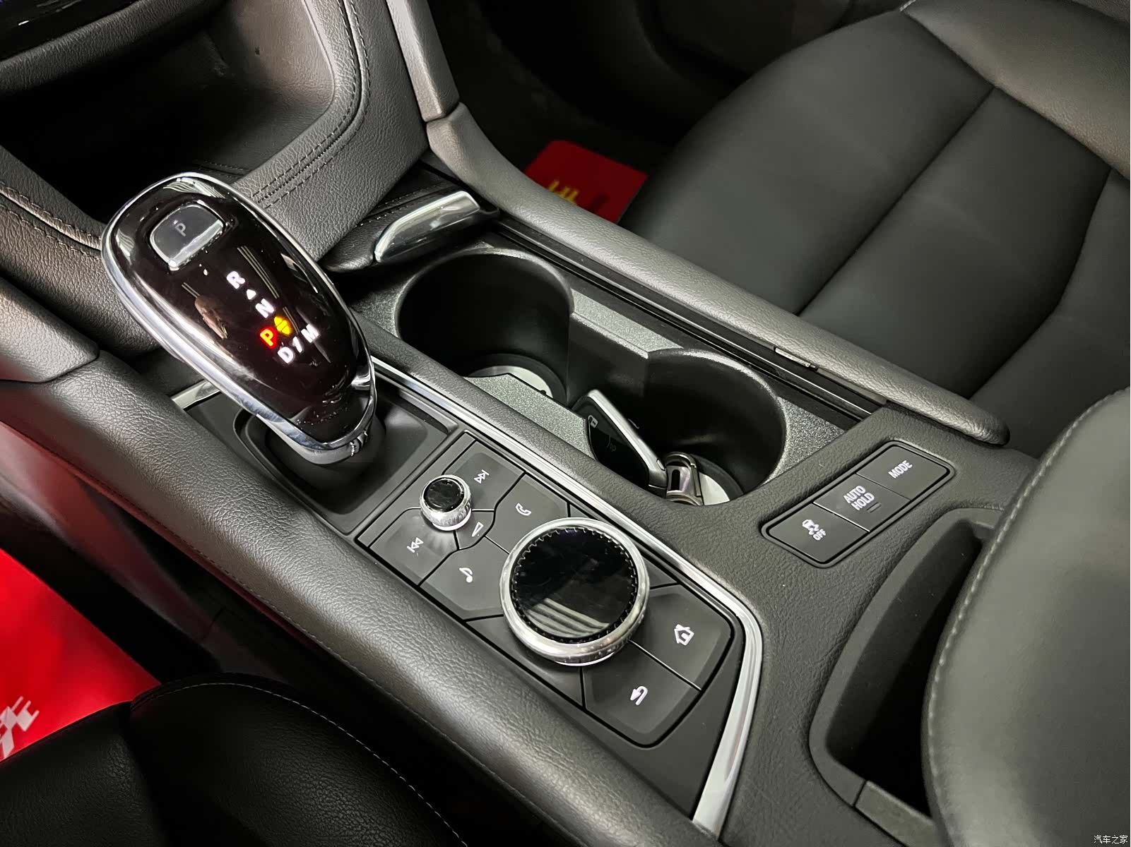 Cadillac XT6, 2022 15
