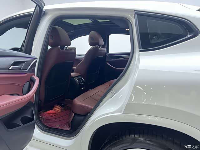 BMW X4, 2020 10