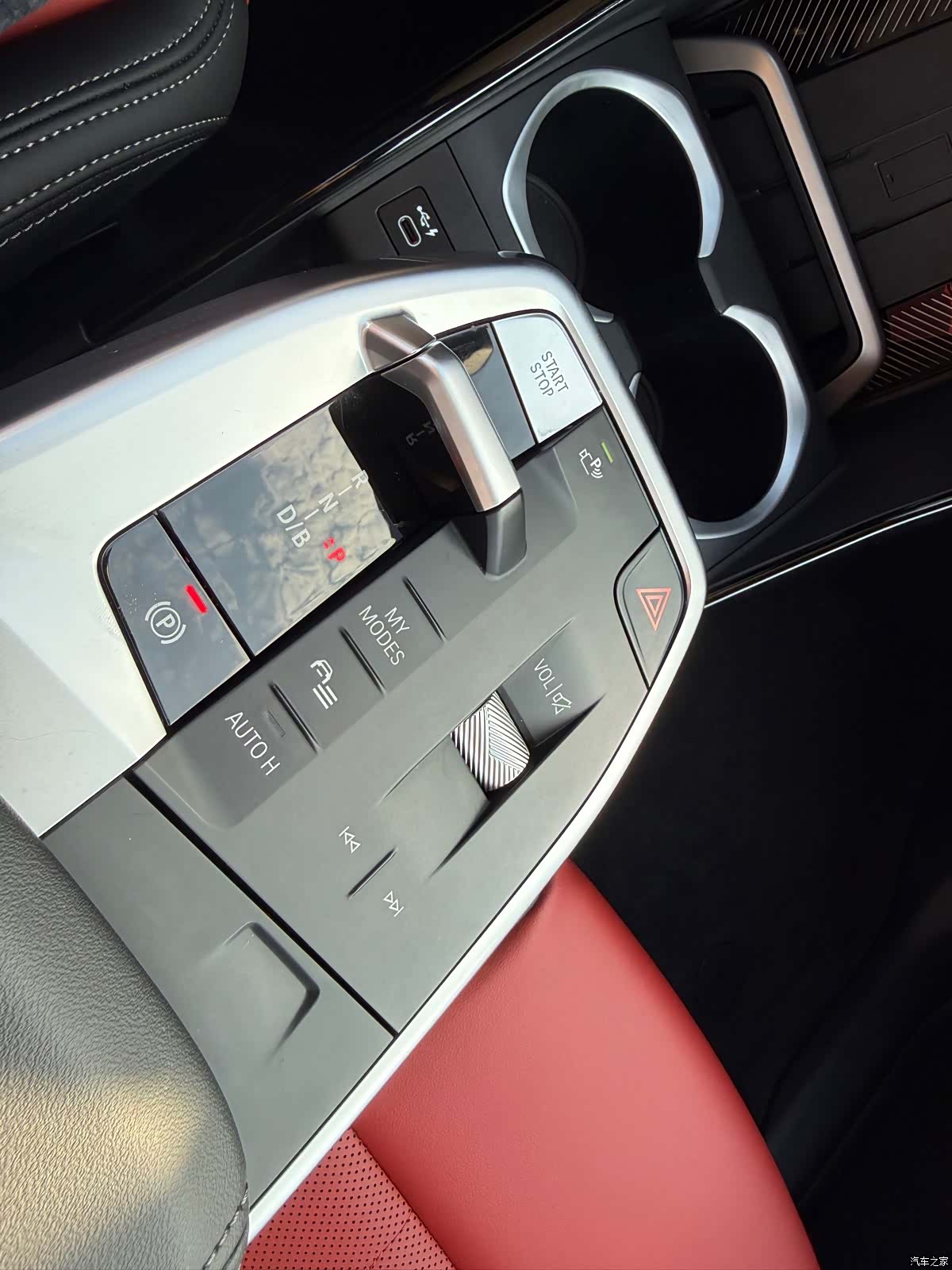 BMW iX1, 2025 25