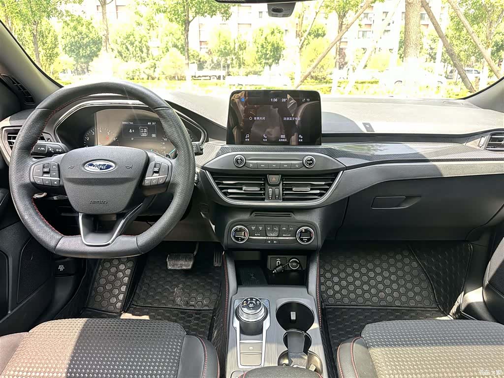 Ford Focus, 2021 6