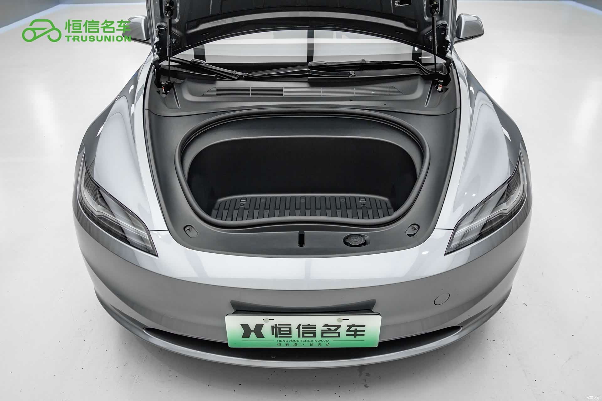 Tesla Model 3, 2024 20