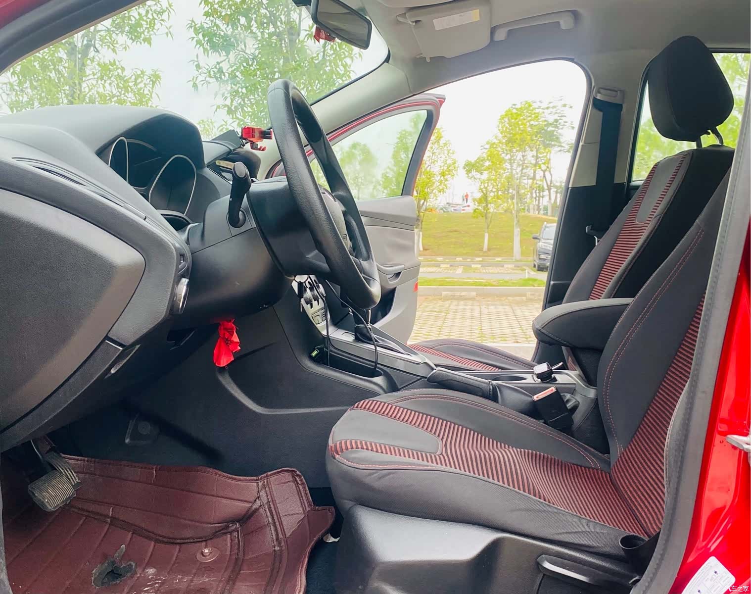 Ford Focus, 2013 12