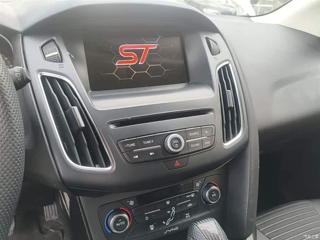 Ford Focus, 2017 13