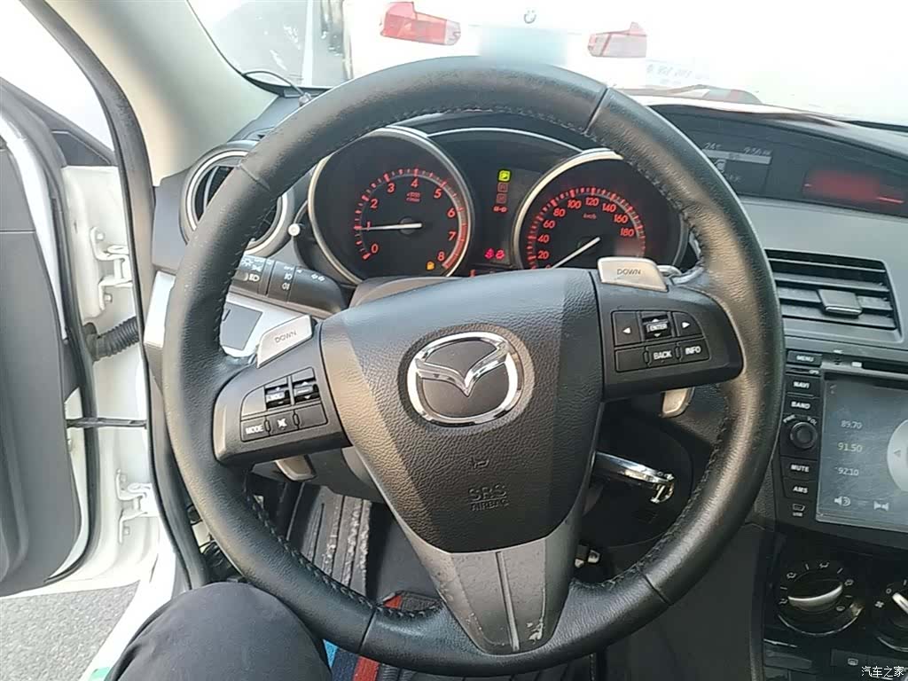 Mazda 3, 2015 11