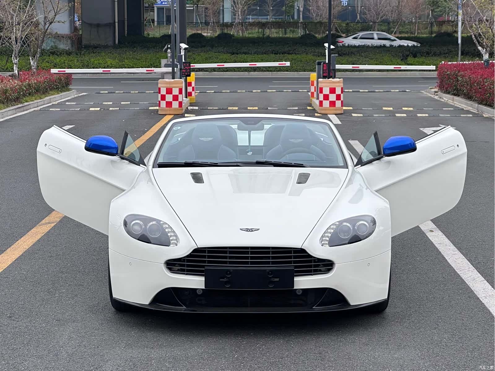 Aston Martin Vantage, 2018 2